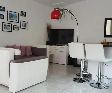 Maison 4 Pieces, 3 Avec Jardin Et Terrasse Holiday home Lisses