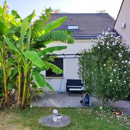 Maison 4 Pieces, 3 Avec Jardin Et Terrasse Holiday home *